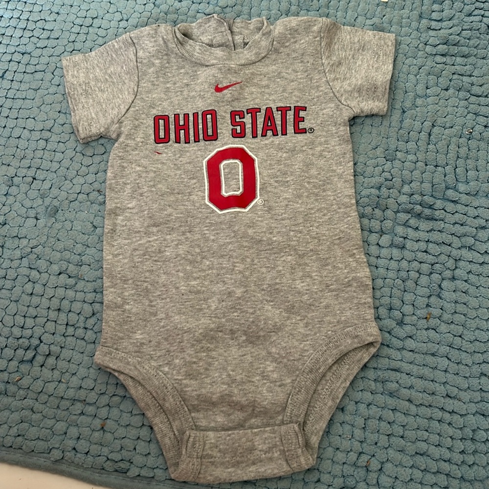 Nike Ohio State Scarlet and Grey Baby Onesie Sz 3-6 months